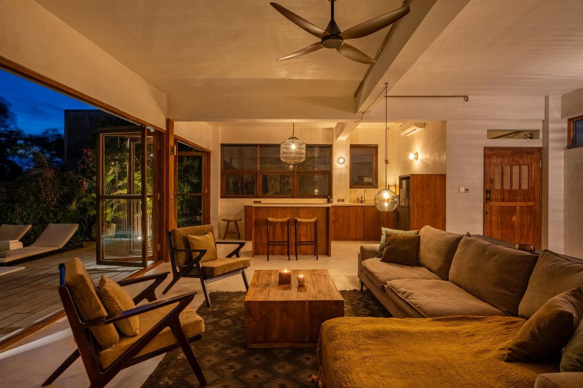 Nowhere Villa Uluwatu Exterior photo